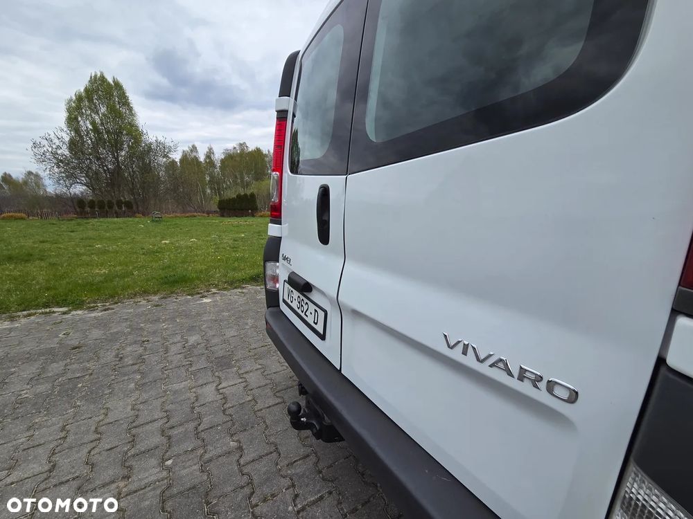 Opel Vivaro - 11