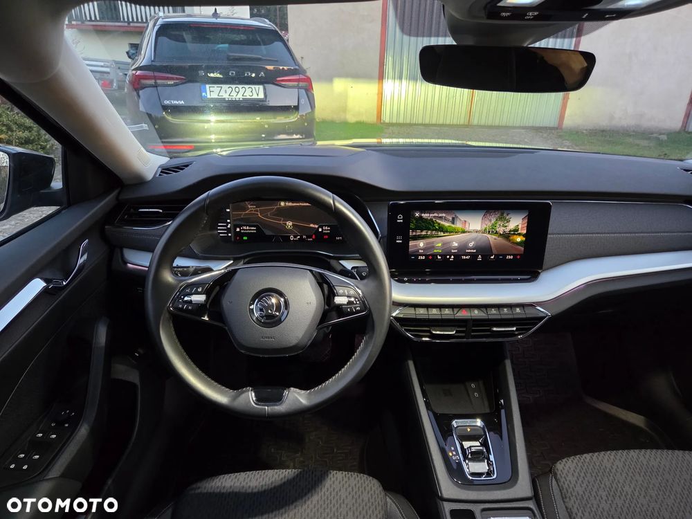 Skoda Octavia 2.0 TDI DSG Style - 18