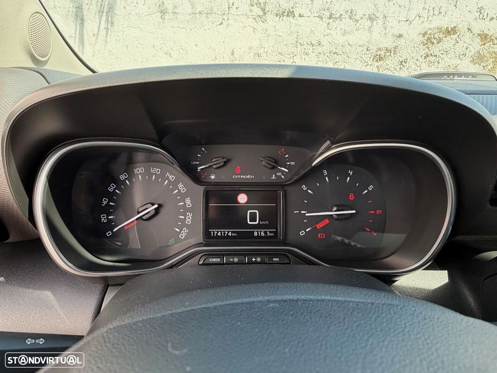 Citroën C3 Aircross 1.2 PureTech Shine - 12