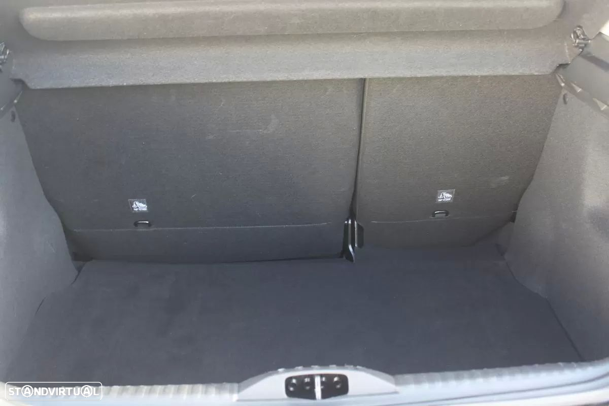 Citroën C3 1.2 PureTech Max EAT6 - 13