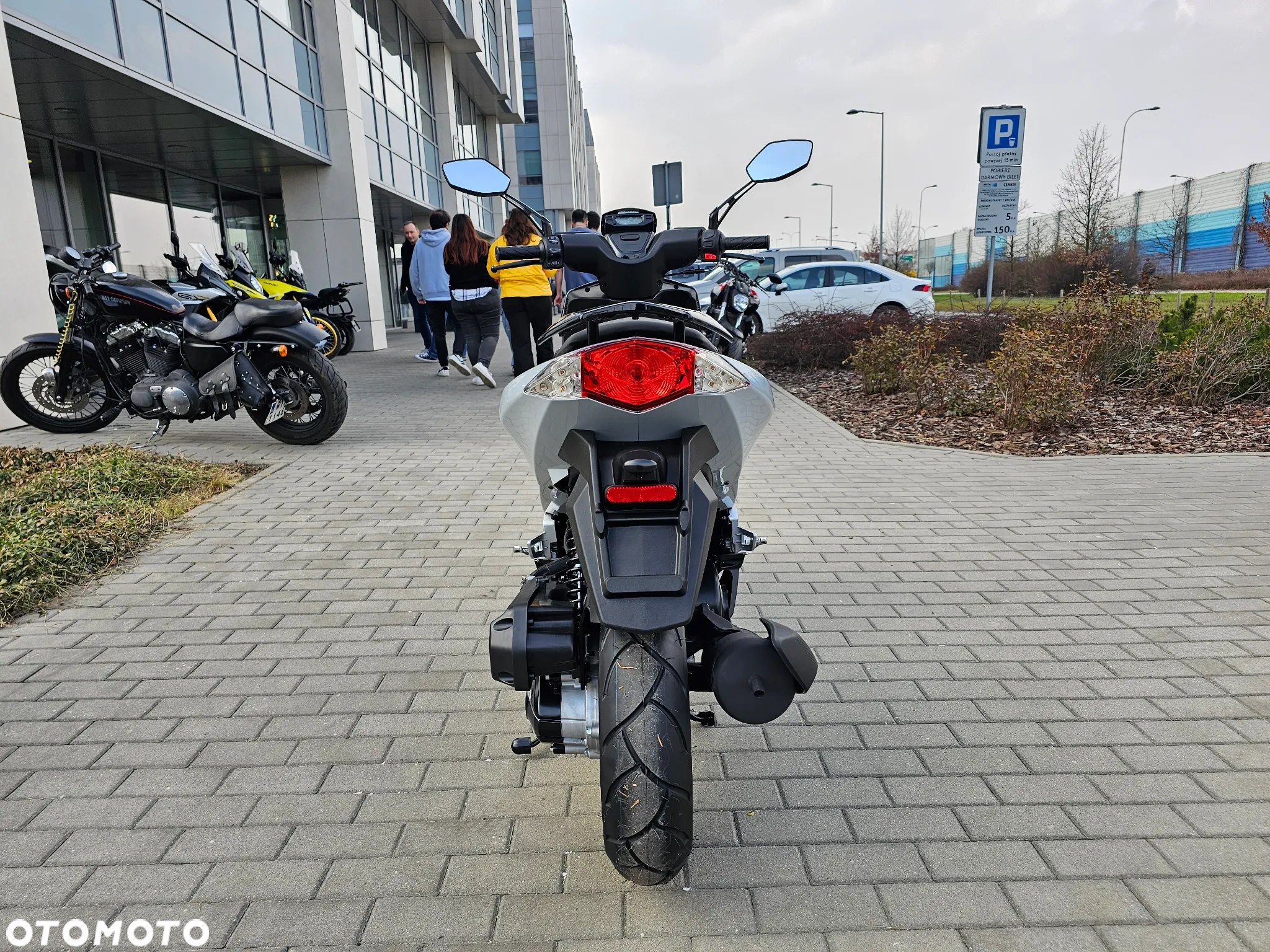 Peugeot Speedfight - 8
