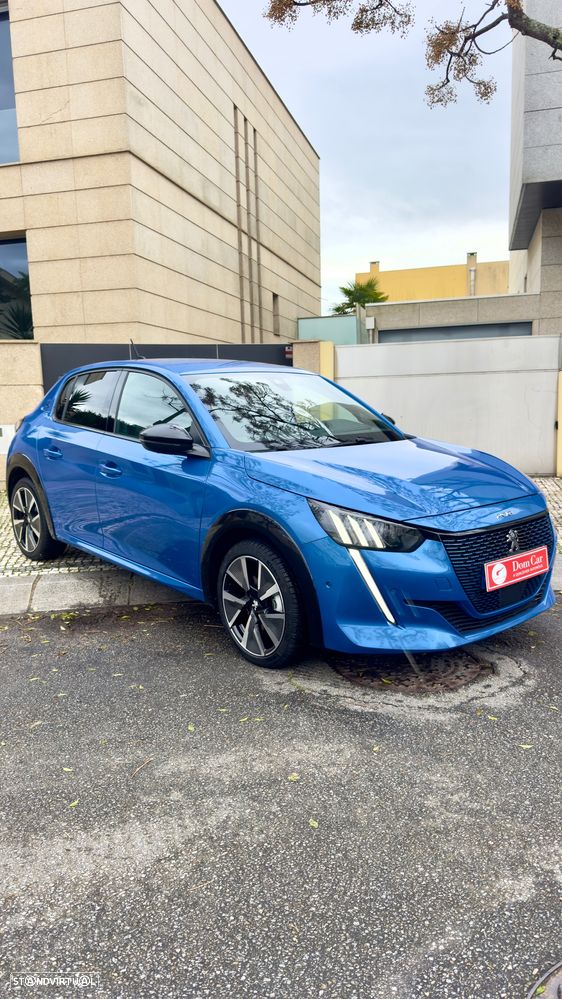 Peugeot e-208 GT - 2