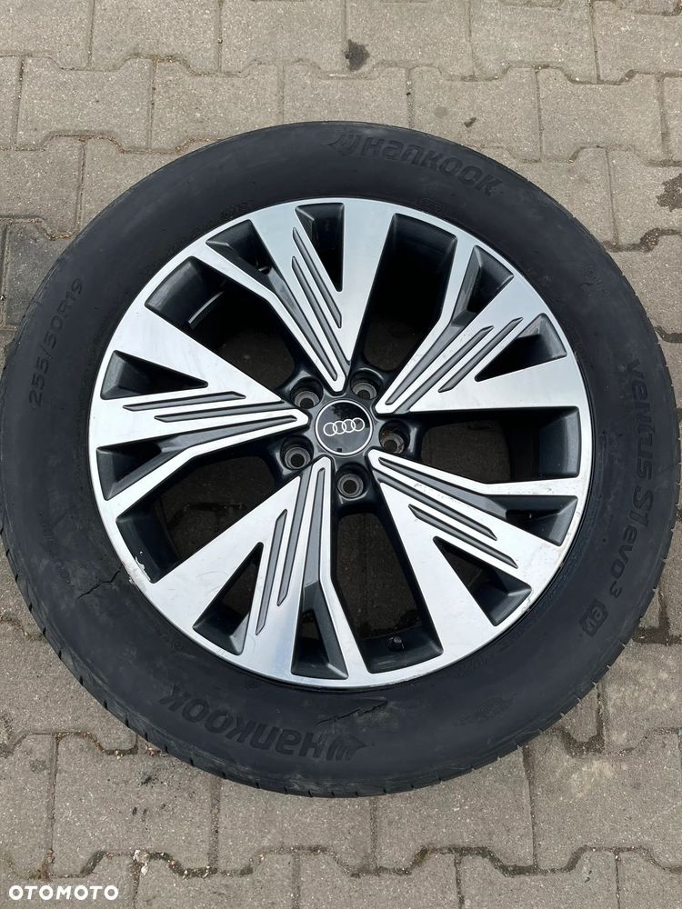 FELGA AUDI Q4 E-TRON 89A601025 C 8JX19 ET 45 AUDI * - 2