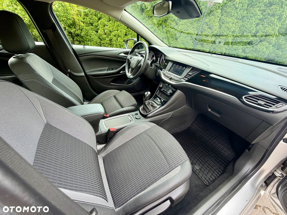 Opel Astra 1.2 T Elegance S&S - 13