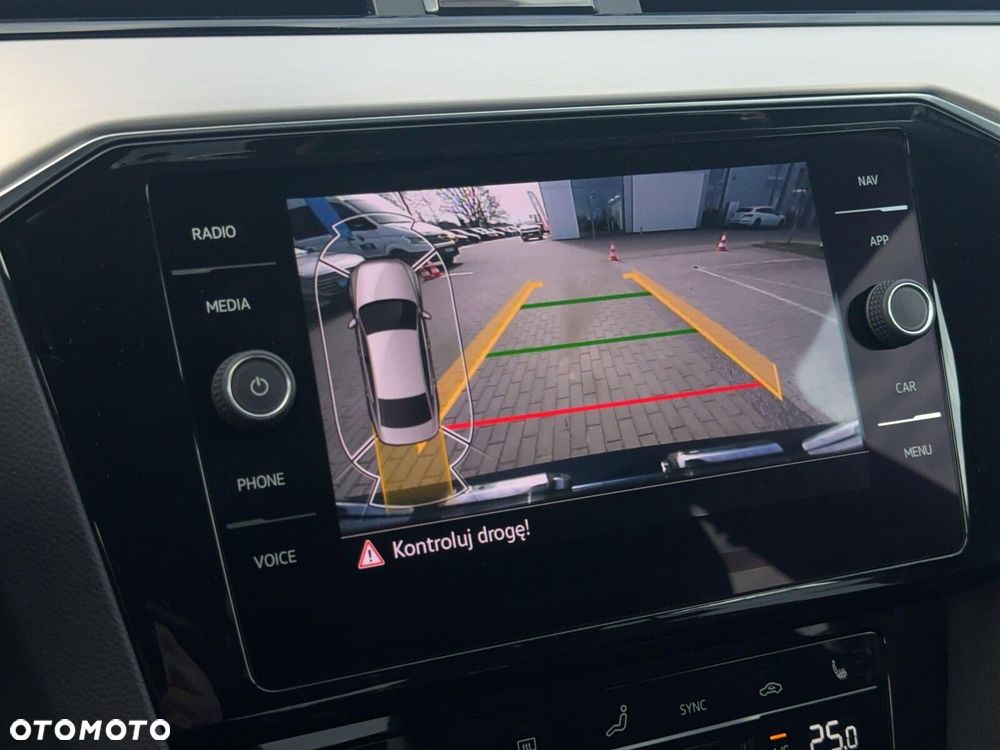 Volkswagen Passat 2.0 TSI Elegance DSG - 21