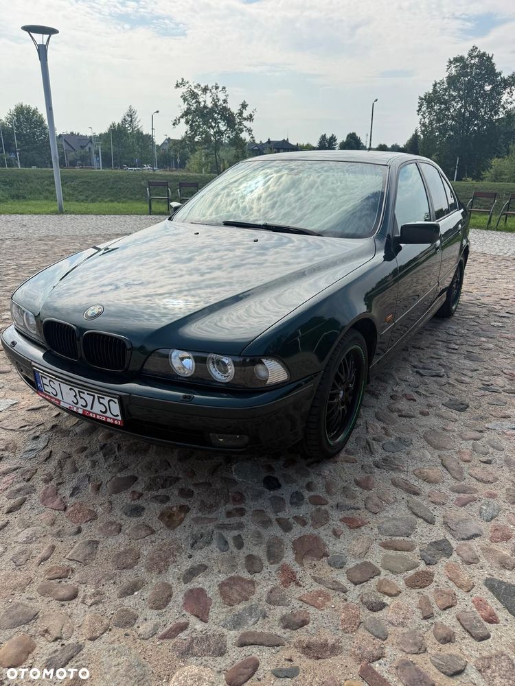 BMW Seria 5 528i - 6