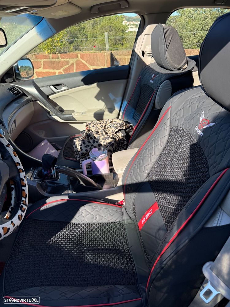 Honda Accord 2.2 i-DTEC Elegance E.Limitada - 10