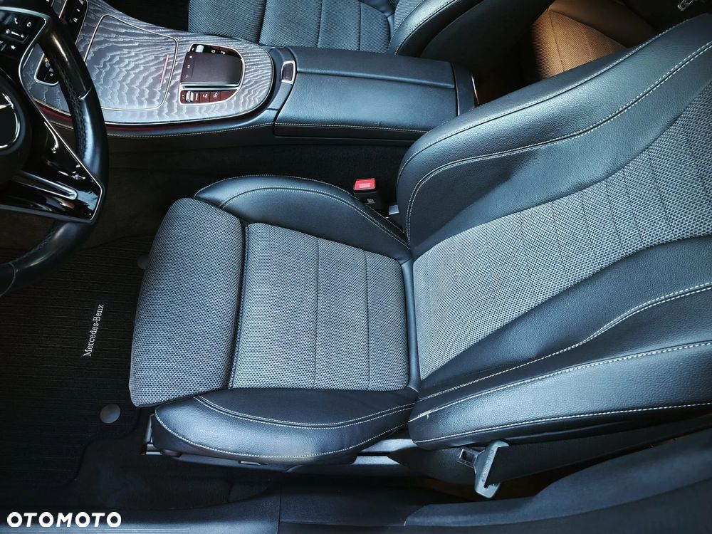 Mercedes-Benz Klasa E - 29