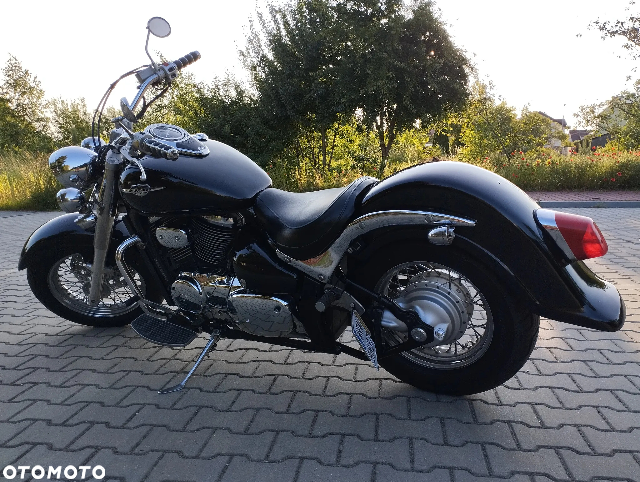 Suzuki Boulevard - 14