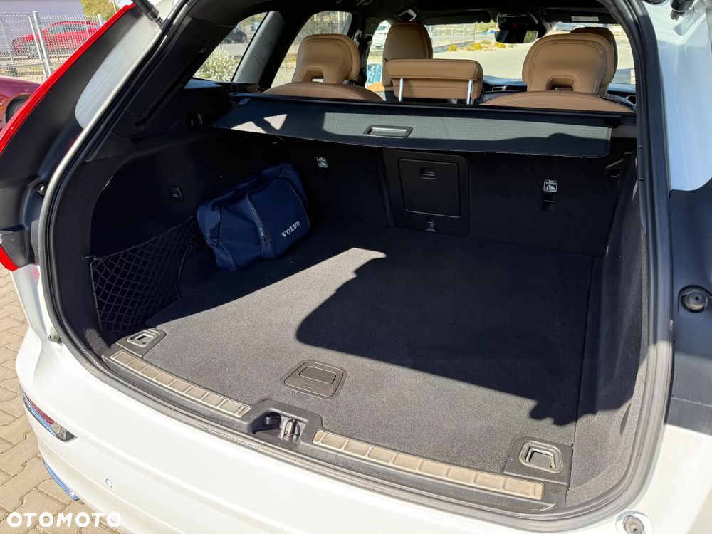 Volvo XC 60 T5 AWD Inscription - 36