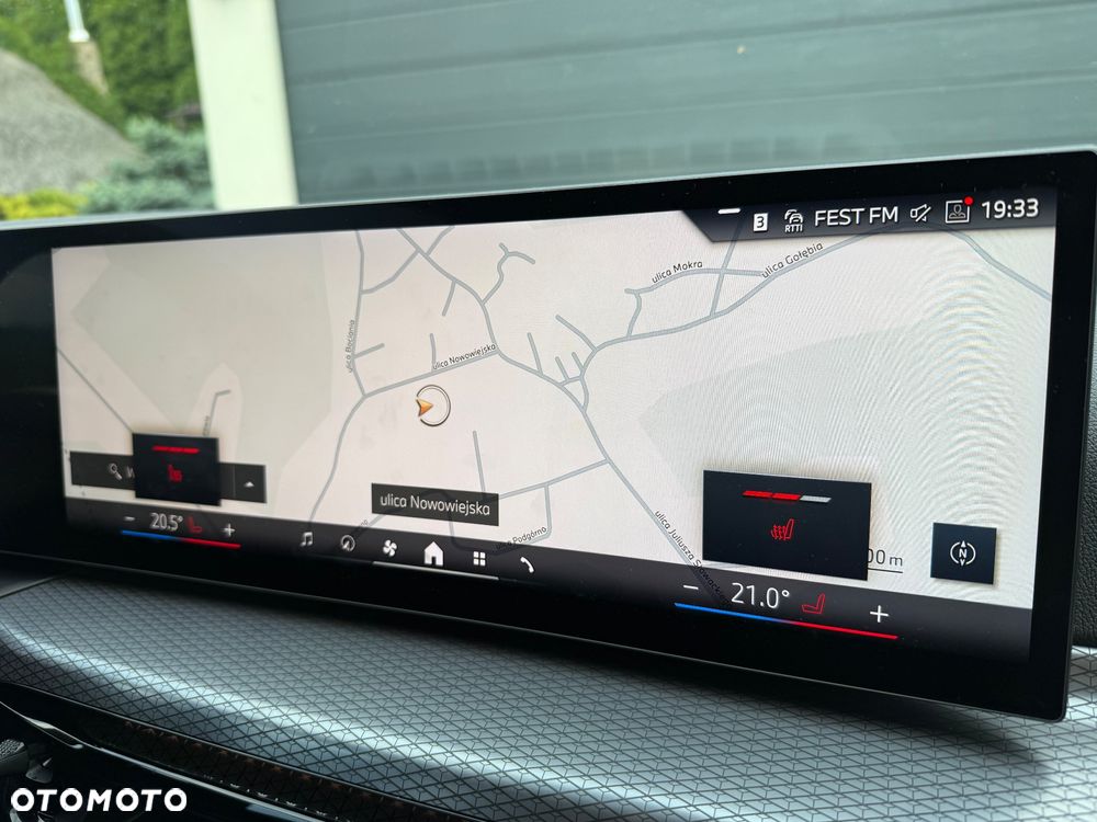 BMW Seria 3 330i Touring M Sport - 24