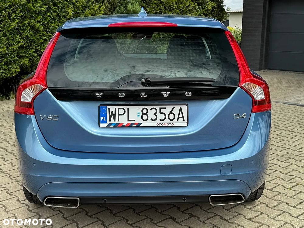 Volvo V60 D4 Drive-E Summum - 11