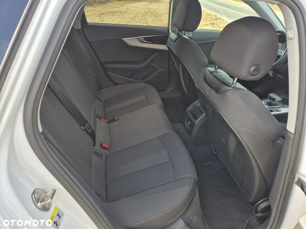 Audi A4 Avant 35 TDI S tronic advanced - 16