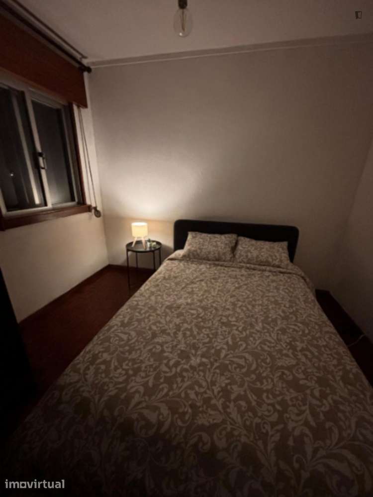 Quarto - localizado em Ramalde Porto - Grande imagem: 2/12