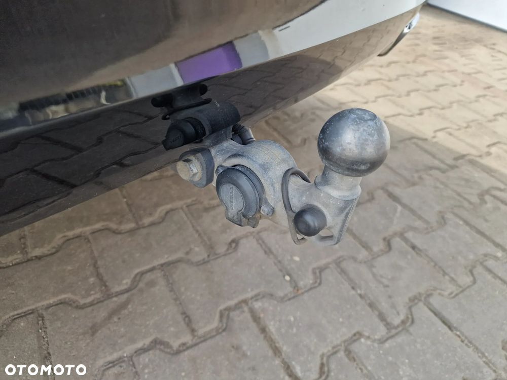 Volvo XC 60 D4 Inscription - 16