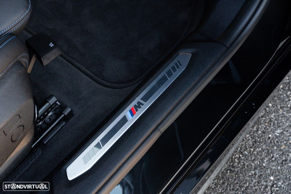 BMW 116 d Pack 50 anos M Auto - 49
