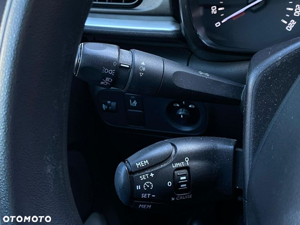 Citroën C3 1.2 PureTech Feel - 21