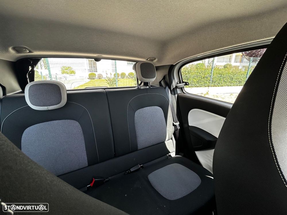 Renault Twingo Z.E. 22 Zen - 16