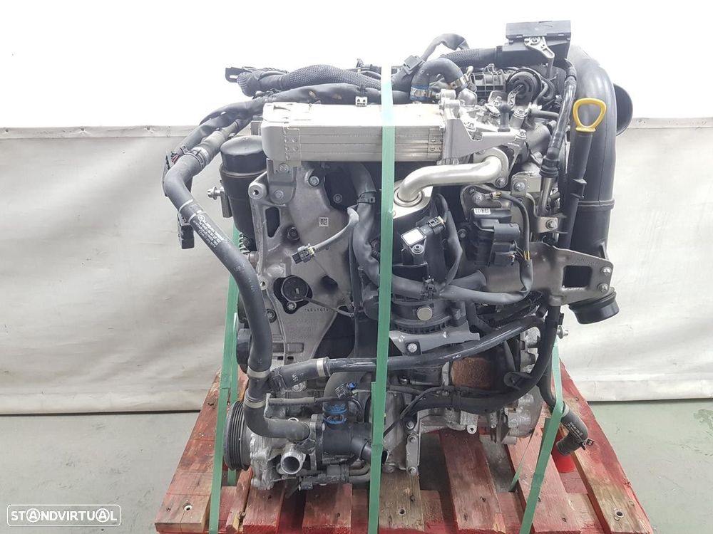 MOTOR COMPLETO MERCEDES-BENZ CLA COUPÉ 2016 - - 1