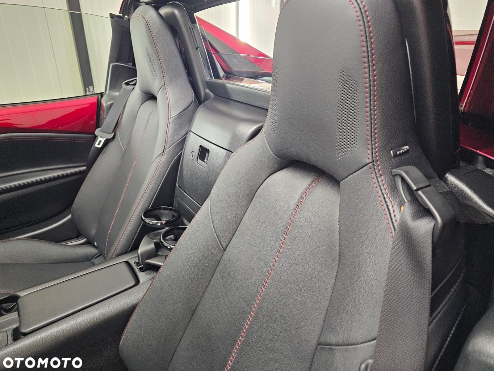 Mazda MX-5 SKYACTIV-G 131 Exclusive-Line - 12