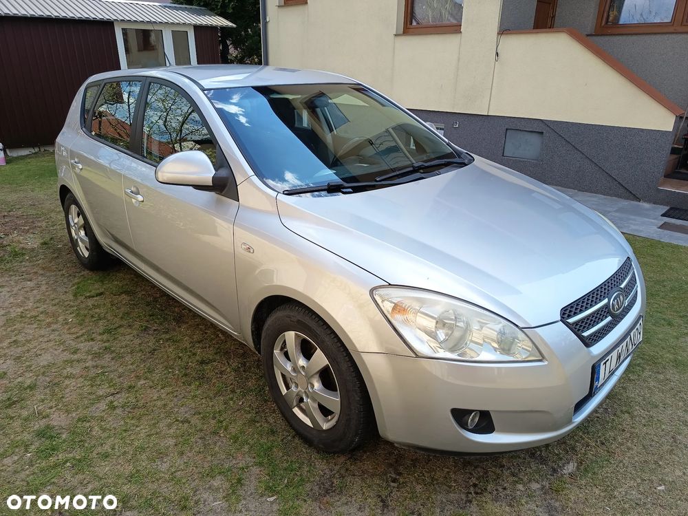 Kia Ceed 1.4 Comfort - 3