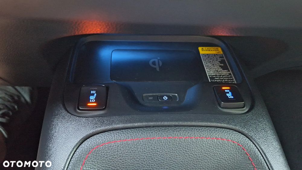 Toyota Corolla 2.0 Lounge - 18