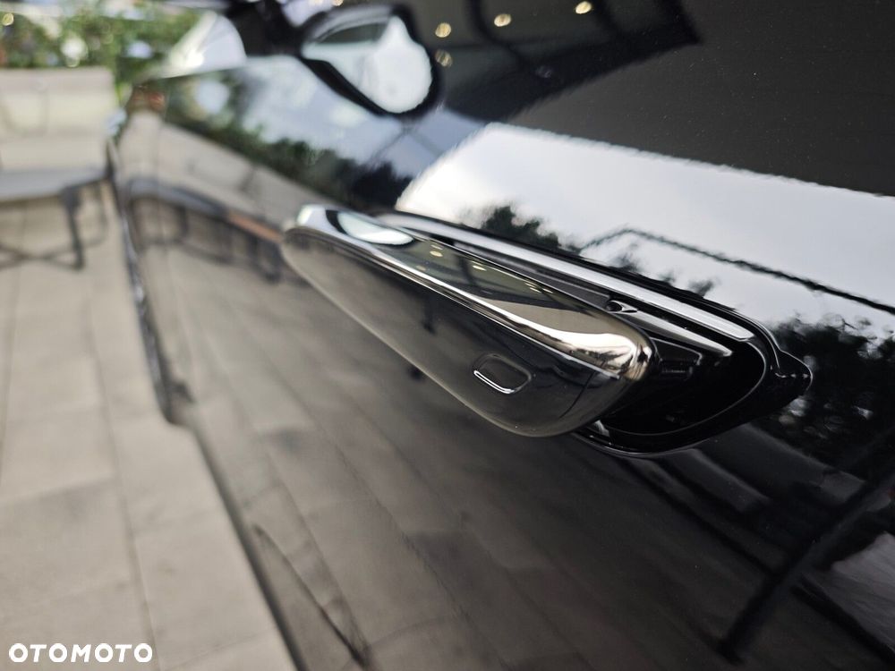 Mercedes-Benz Klasa E - 33