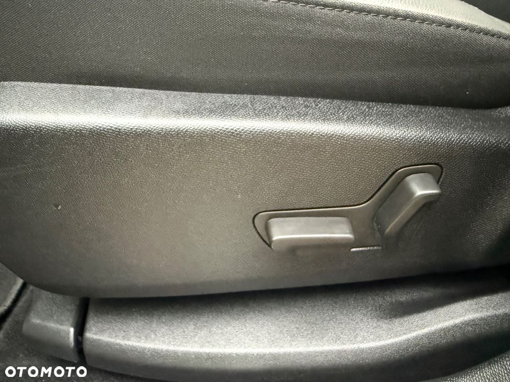 Citroën C5 Aircross 1.6 PHEV 225 Shine Pack EAT8 - 38