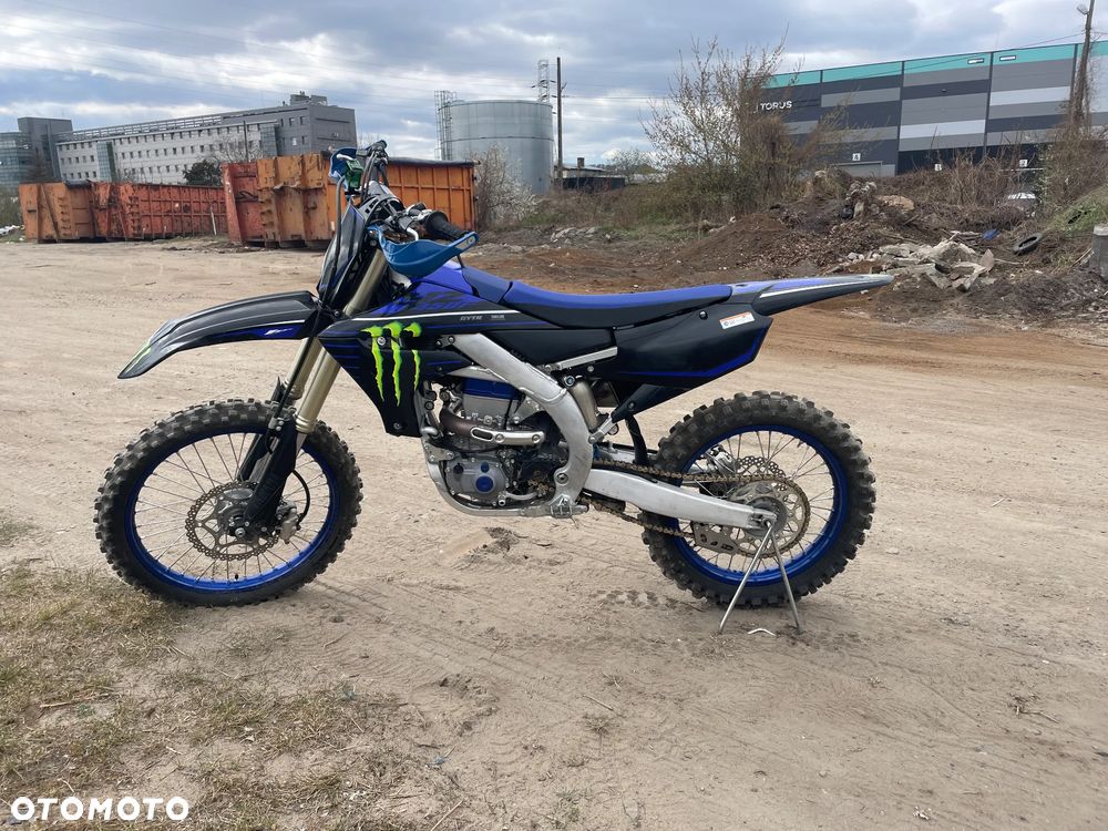 Yamaha YZF - 3