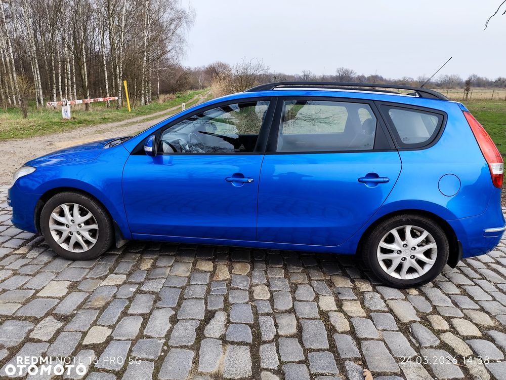 Hyundai i30 1.6 blue Comfort - 3