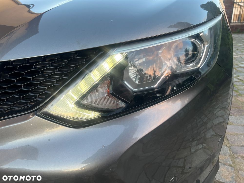 Nissan Qashqai 1.2 DIG-T 360 - 10