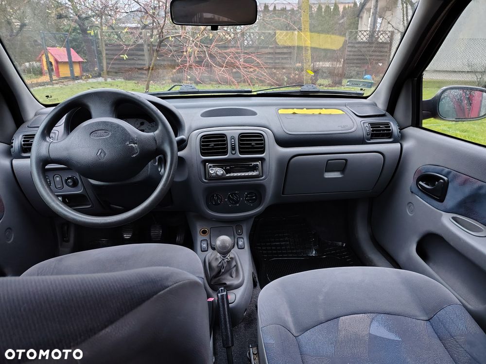 Renault Thalia 1.4 RT 16V - 11