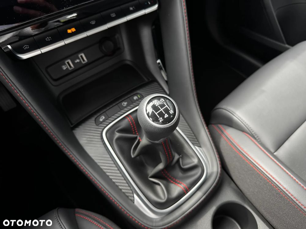 MG ZS 1.5 VTi-Tech Exclusive - 16