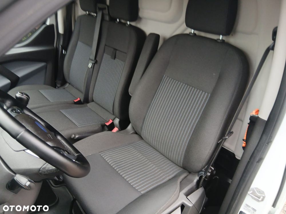 Ford TRANSIT CUSTOM - 20