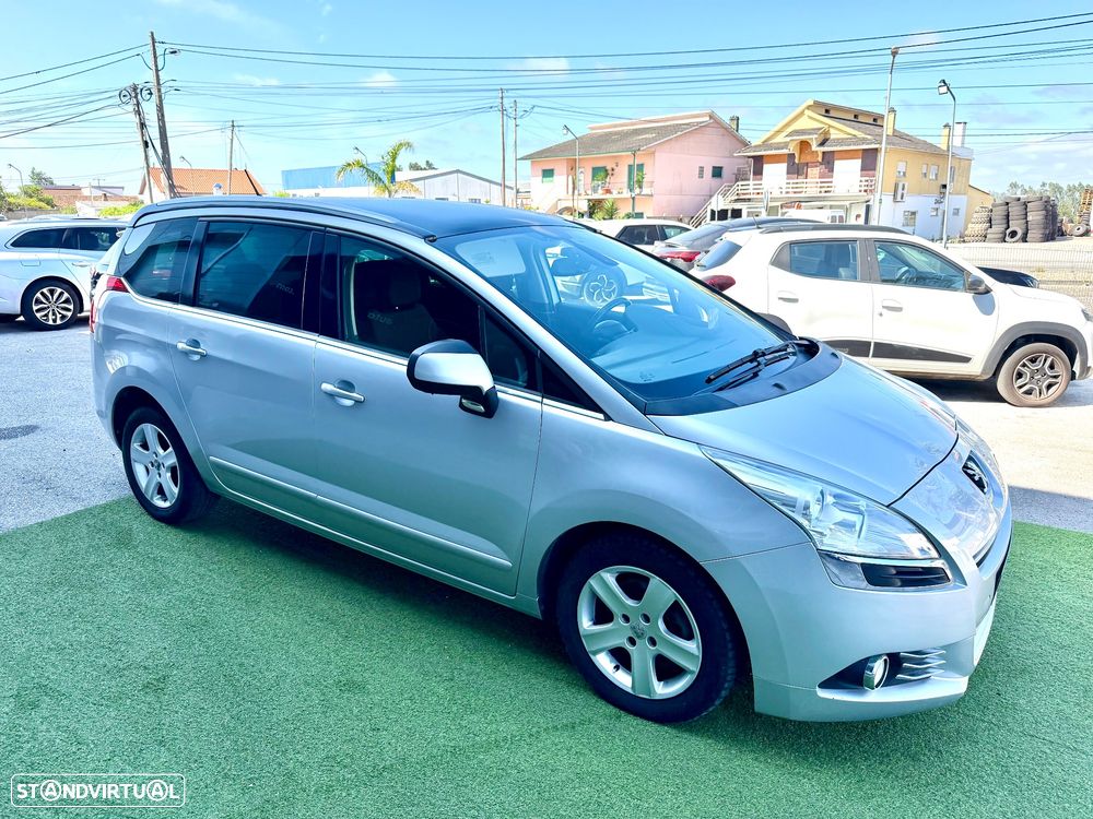Peugeot 5008 HDI 150 Allure - 2