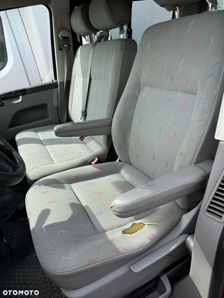 VW T5 1,9TDI 03-10r fotel kierowcy - 1
