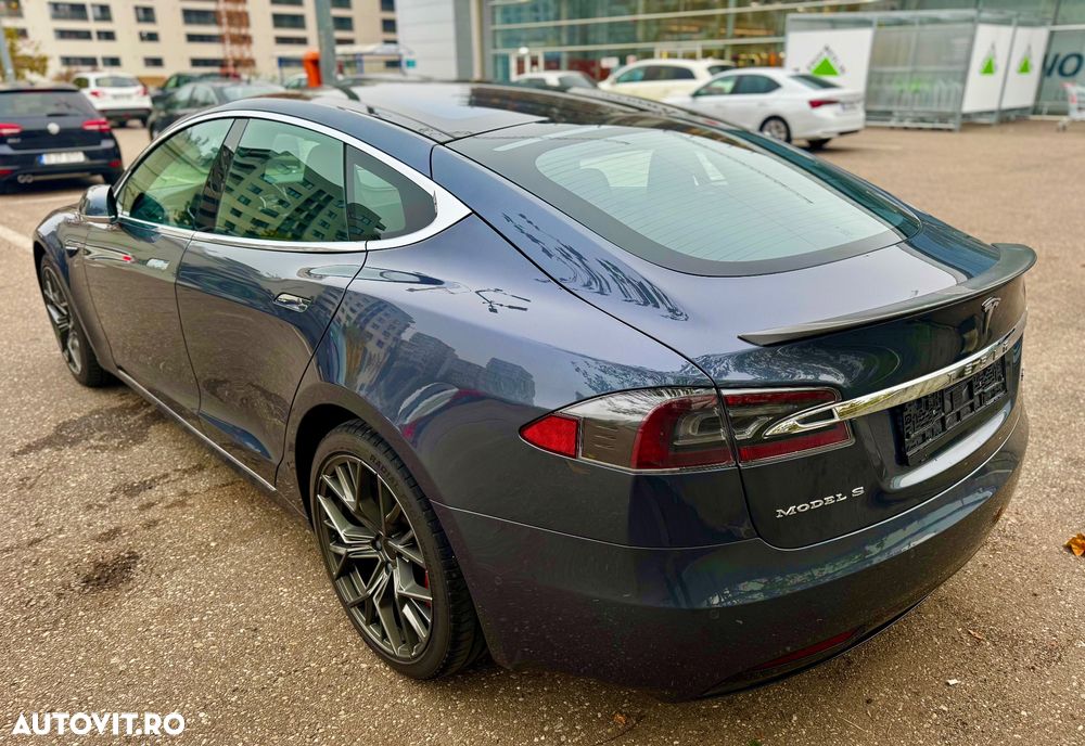 Tesla Model S Ludicrous Performance - 13