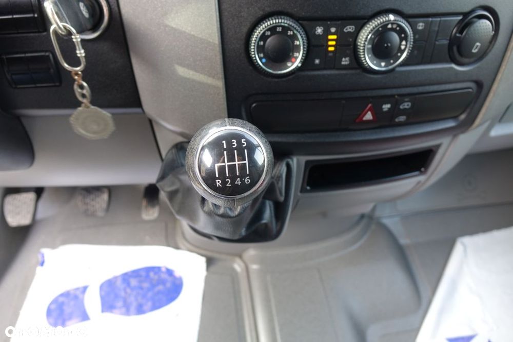 Volkswagen CRAFTER / L2H2 FURGON / BLASZAK / 2.0 / 108KM / BAGAŻNIK DACHOWY - 21