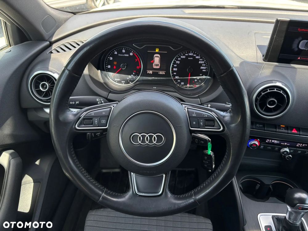 Audi A3 Sportback 1.4 TFSI S tronic S line Sportpaket - 22