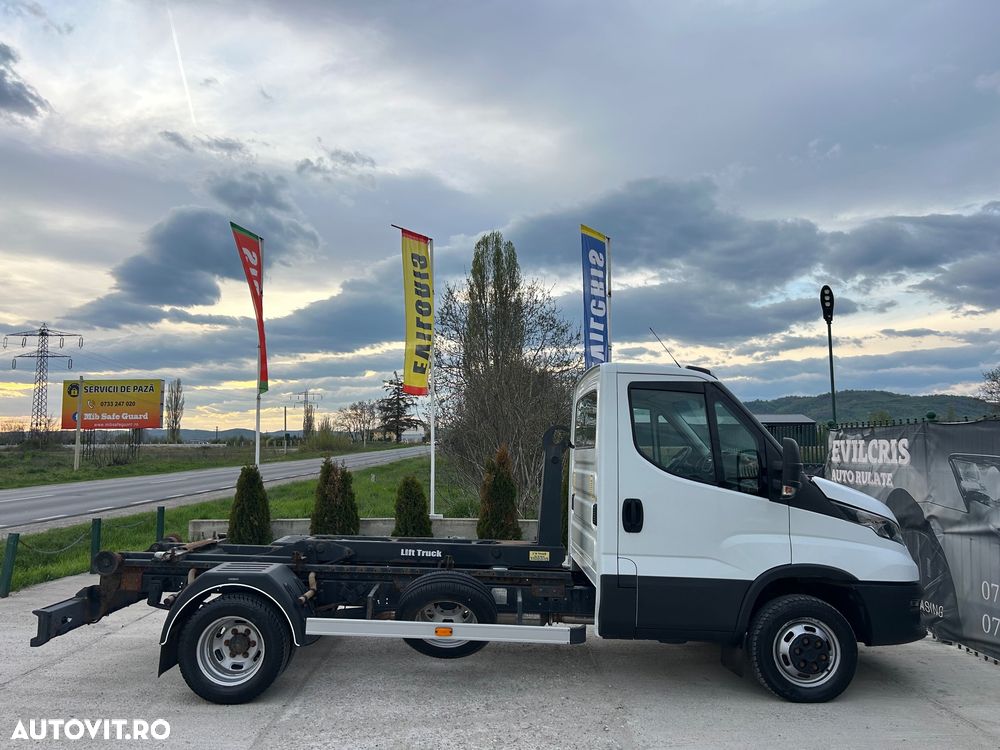 Iveco LIFT DE CONTAINER CU CARLIG 3.0 D - 19