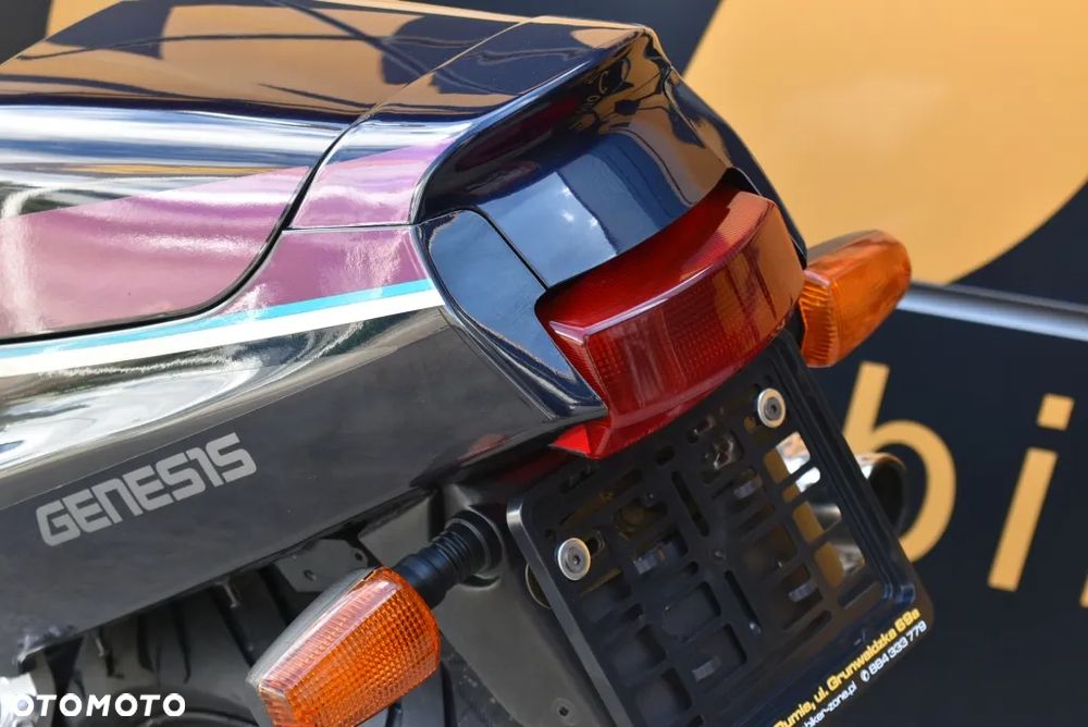 Yamaha FZR - 16