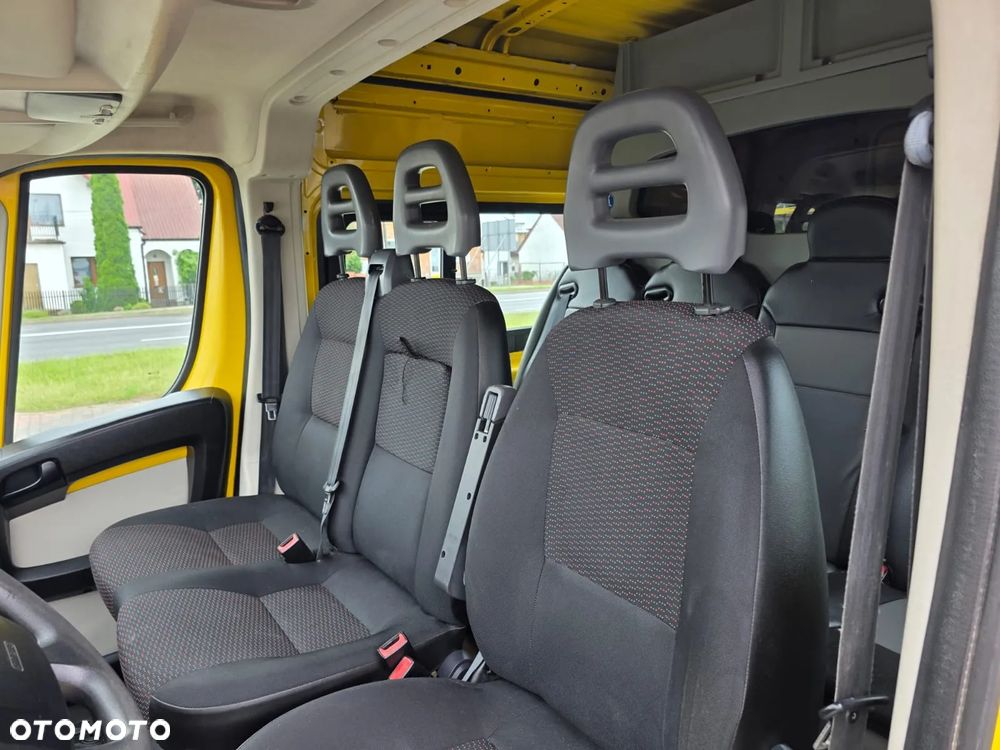 Peugeot Boxer Brygadówka (7-Osobowy) - 11