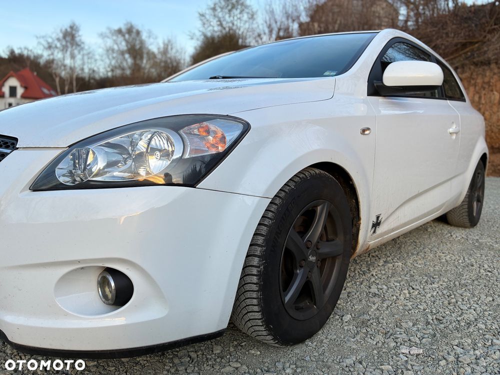 Kia Ceed 1.4 CVVT Attract - 6