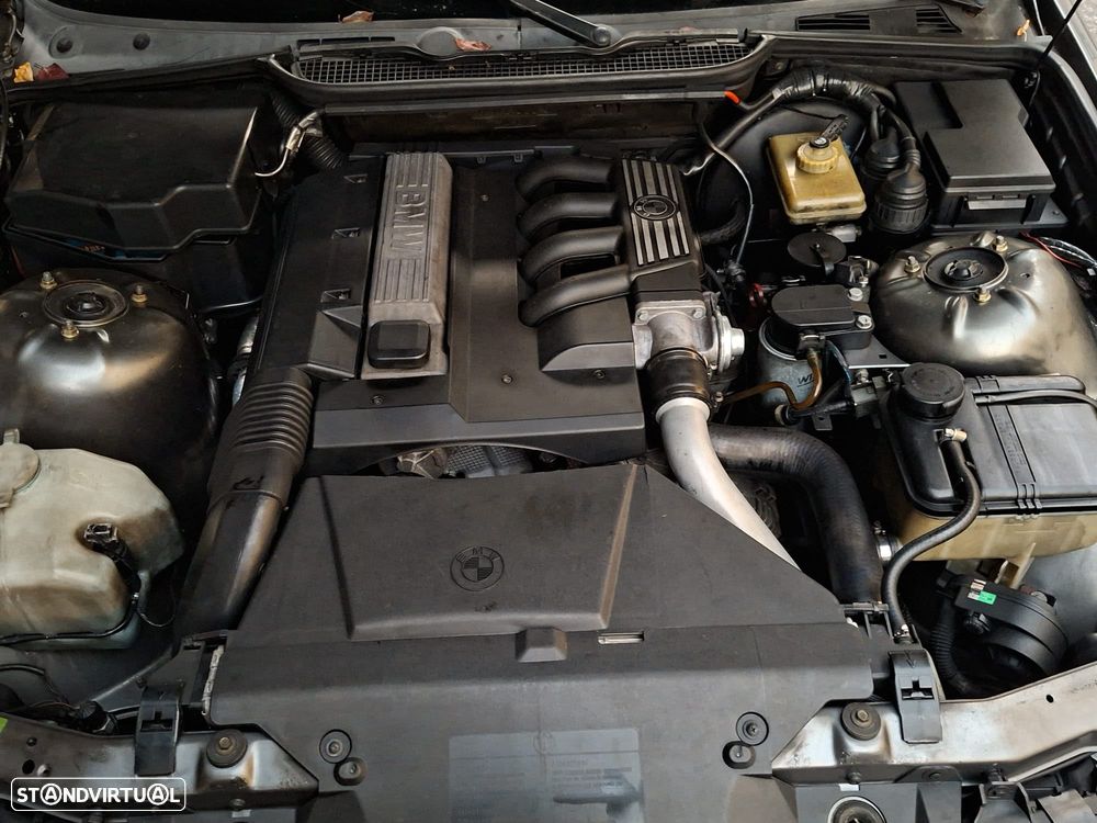 BMW 318 tds - 10