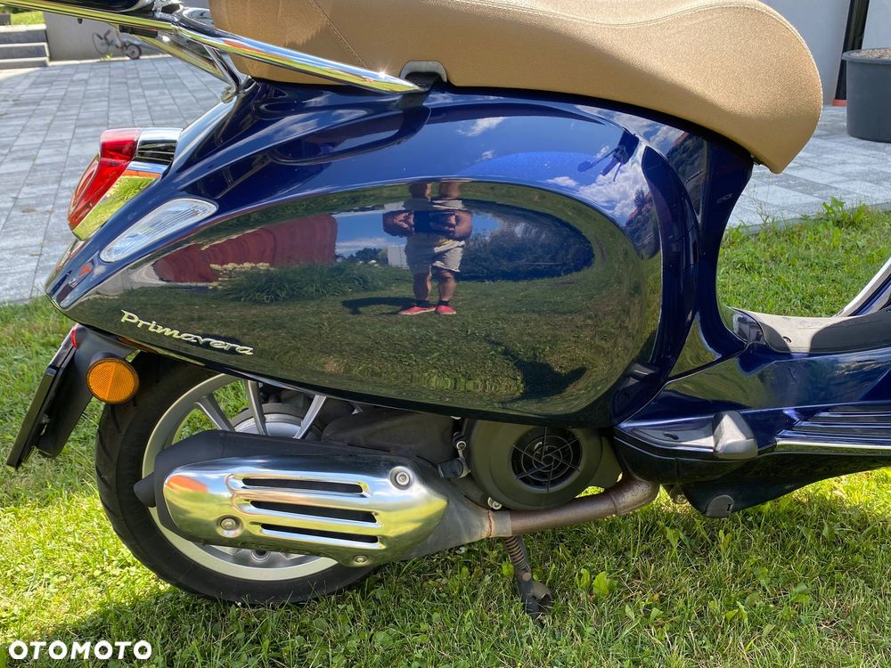 Vespa Primavera - 6