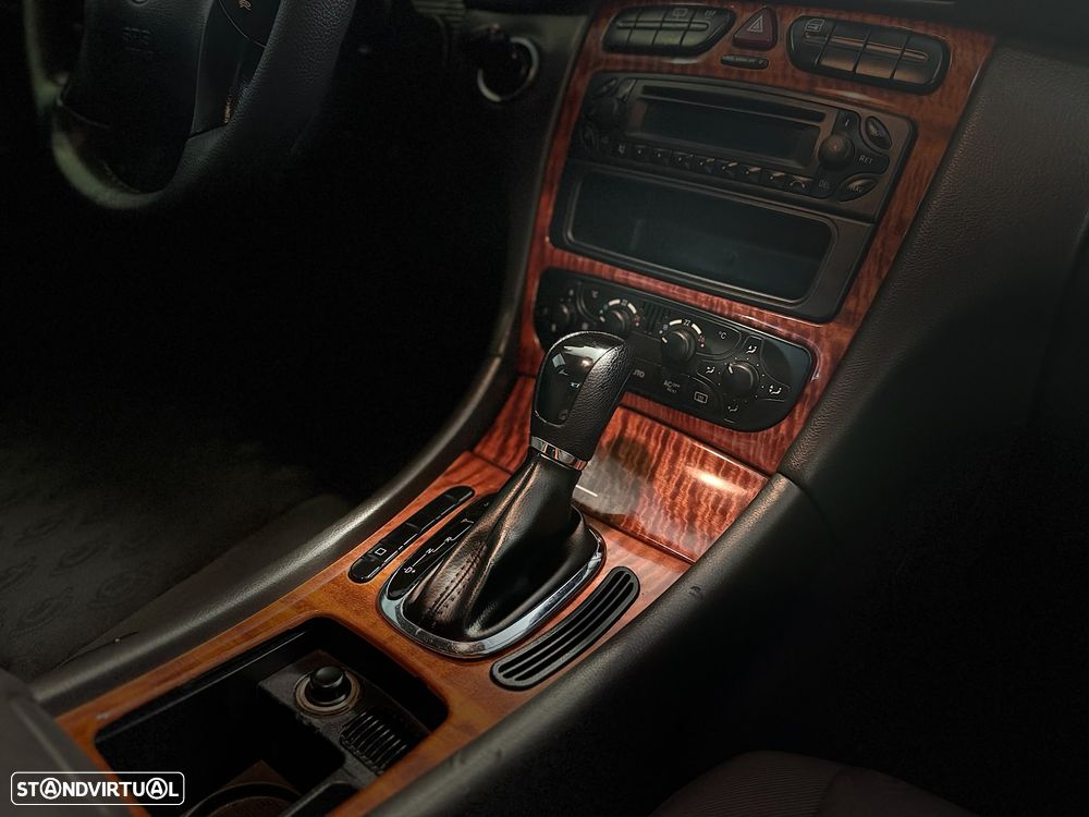 Mercedes-Benz C 220 - 11