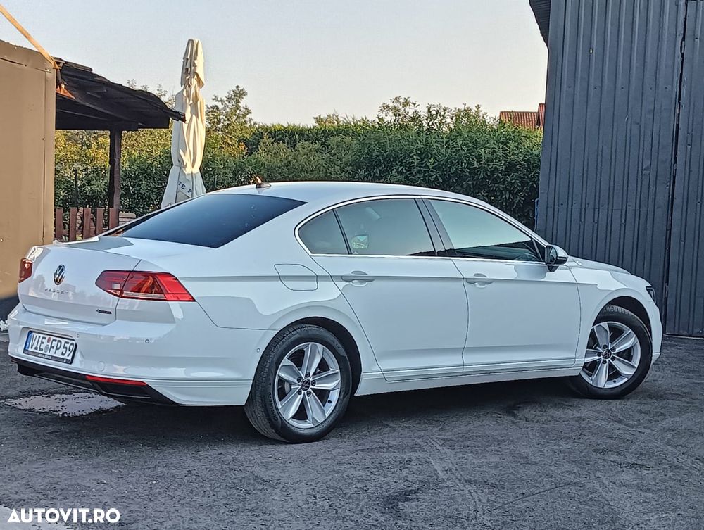 Volkswagen Passat 2.0 TDI SCR DSG 4Motion Business - 3