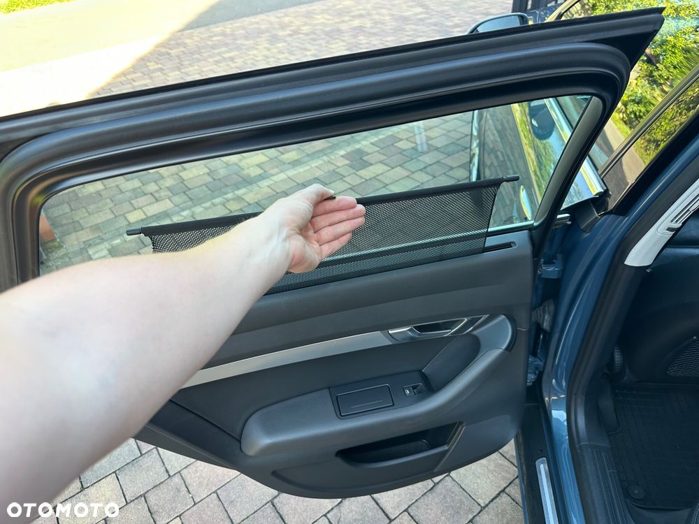 Audi A6 Avant - 9