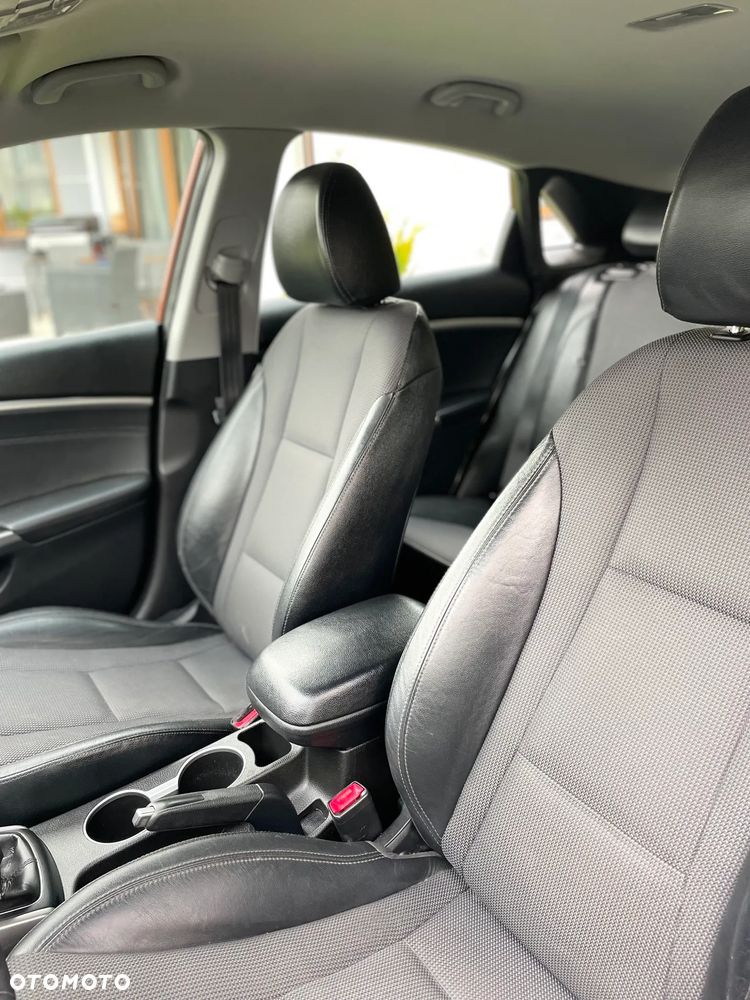 Hyundai i30 1.4 Comfort - 9