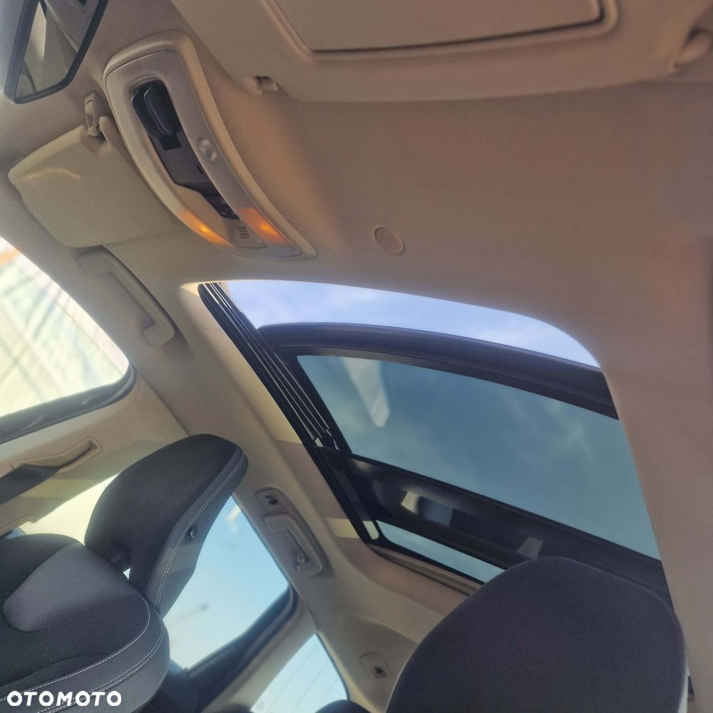 Volvo XC 60 2.0T Momentum - 2